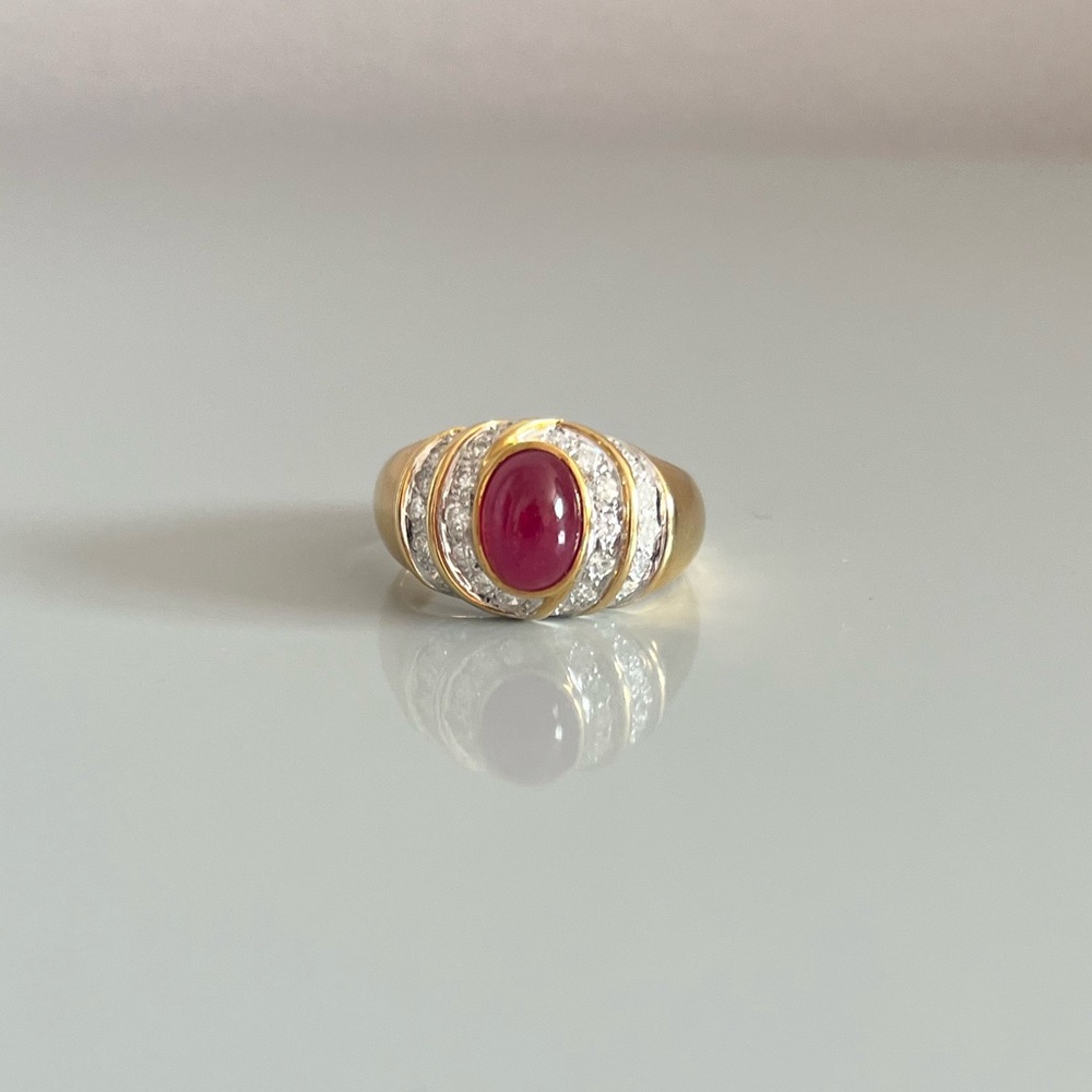 Vintage 18K Gold Ruby and Diamond Ring Size 9.75